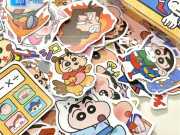 Sticker Shin Cậu Bé Bút Chì