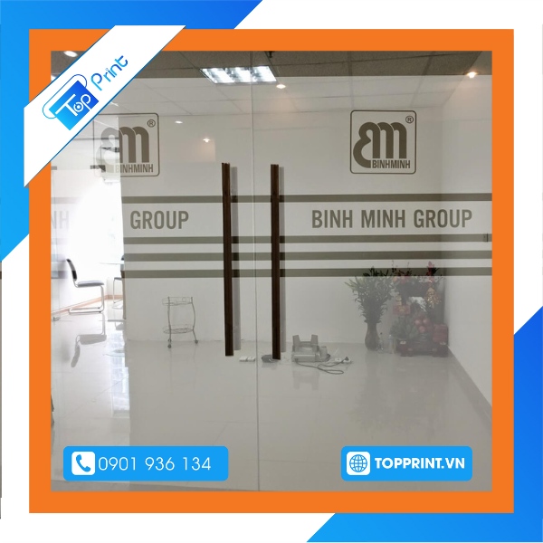 Mẫu decal dán kính trong suốt cở lớn