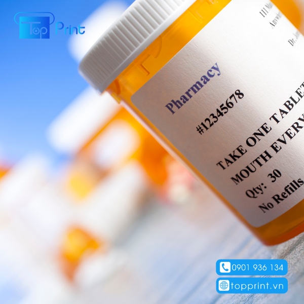 Nh&atilde;n m&aacute;c d&aacute;n tr&ecirc;n chai thuốc ng&agrave;nh y