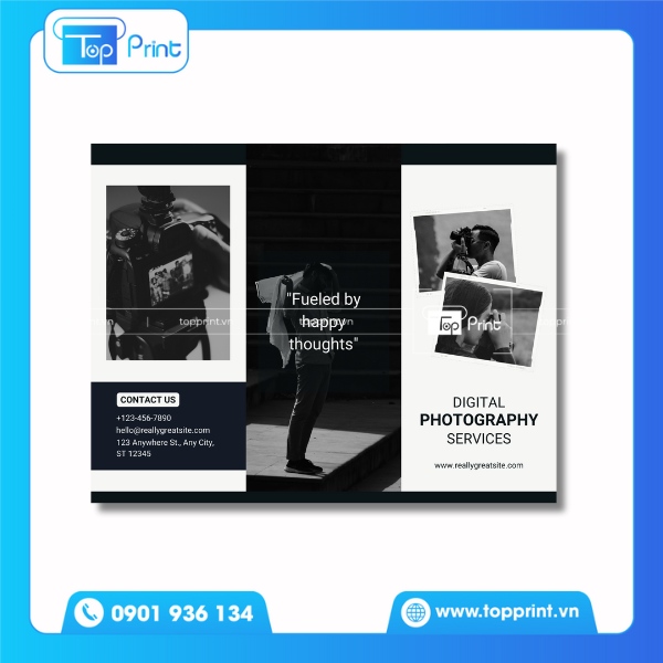 Brochure camera phong cách cổ điển