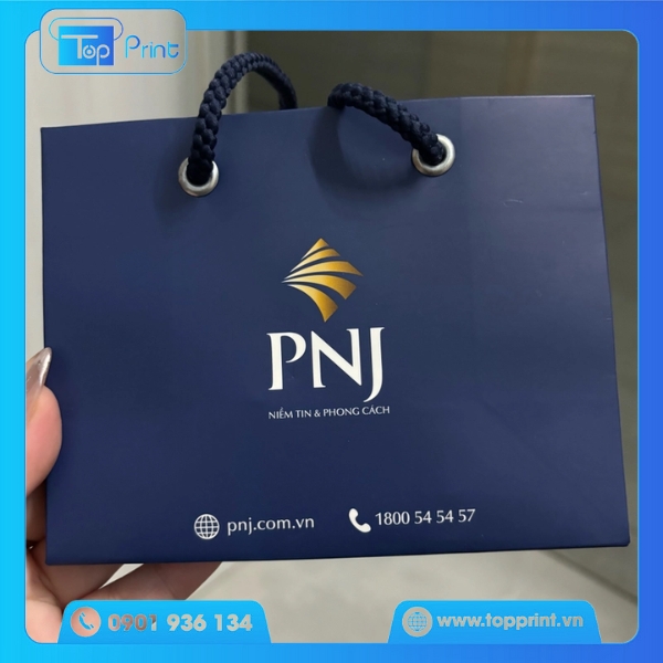 Túi Giấy PNJ Cán Màng Mờ Tạo Hiệu Ứng Sang Trọng 