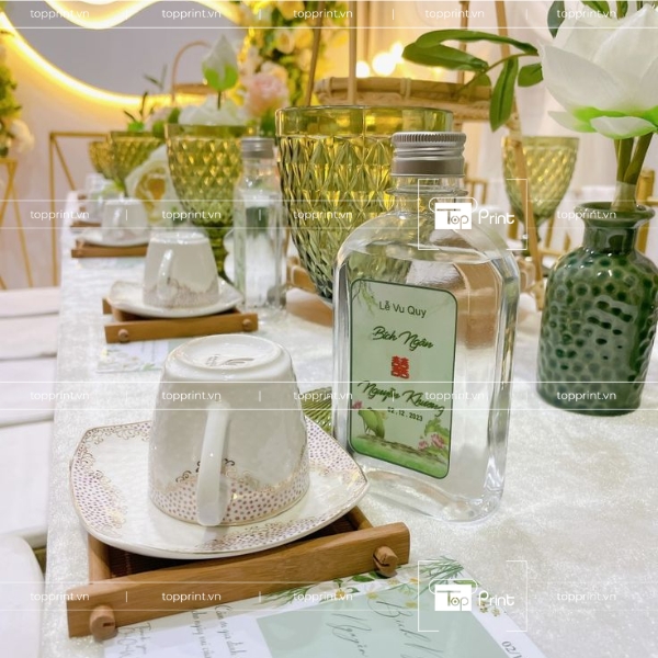 In Tem Dán Chai Nước Đám Cưới Trong Suốt, Tối Giản