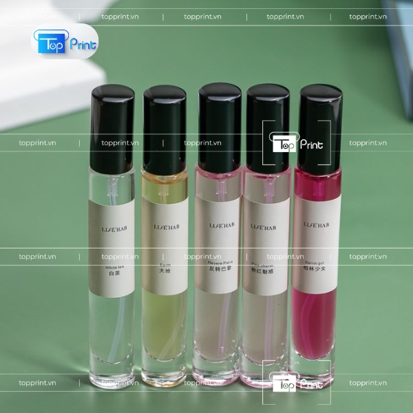 Tem nước hoa chiết phong cách tối giản