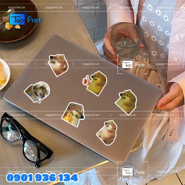 Sticker con ch&oacute; in nhanh trong ng&agrave;y