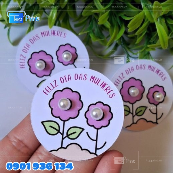 Mẫu tag giấy treo b&ocirc;ng tai thiết kế nhẹ nh&agrave;ng