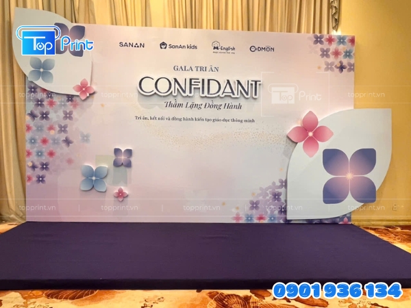 Mẫu backdrop khai trương cửa hàng hồng phát