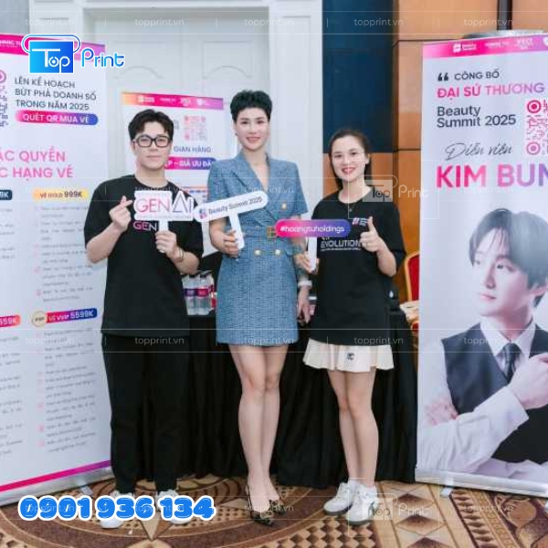 Mẫu Hashtag Sự Kiện Cầm Tay Cho Sự Kiện PR Ấn Tượng